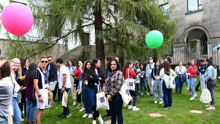 Das 2309 persoas matriculadas en mestrados da USC, 461 son internacionais. Todas elas están convidadas a participar no Welcome Day (na foto). Foto: Santi Alvite