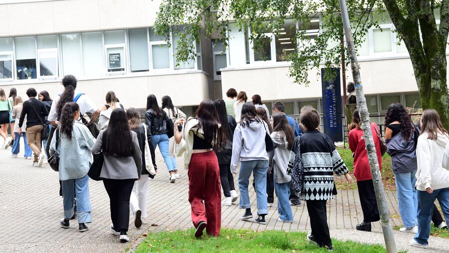 Elíxense representantes de estudantes das Xuntas de Centro no Consello do Estudantado