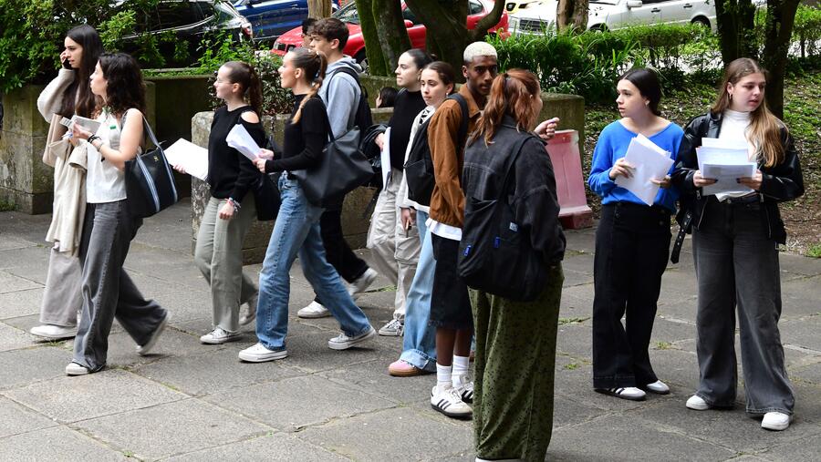 Estudantes no Campus Sur