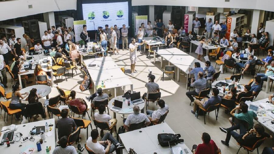 O encontro desenvólvese en formato hackathon