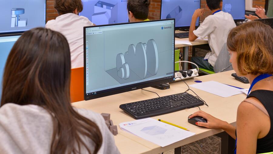 Imaxe de arquivo de estudantado co Campus de Verán