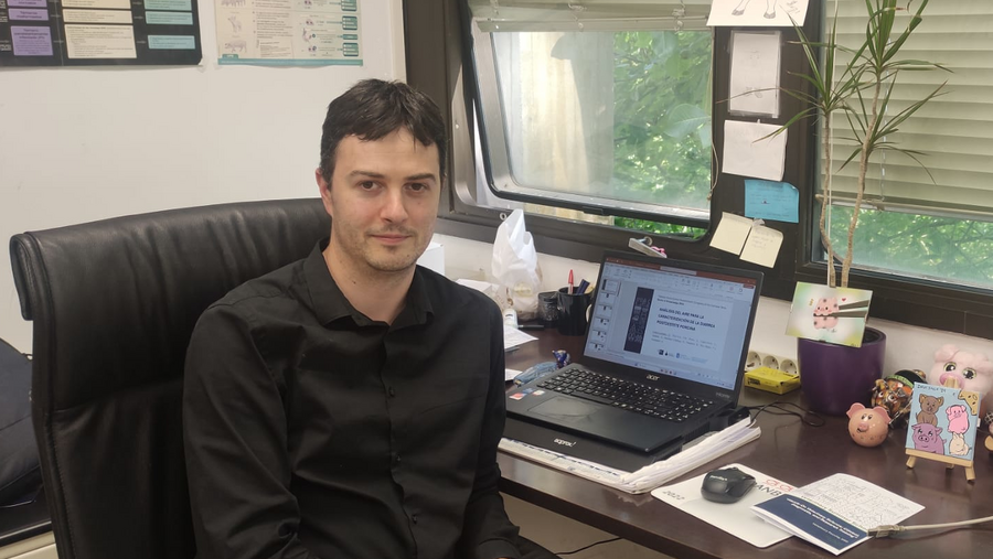 Gonzalo López es Investigador postdoctoral y docente en el departamento de Patología Animal del Campus Terra