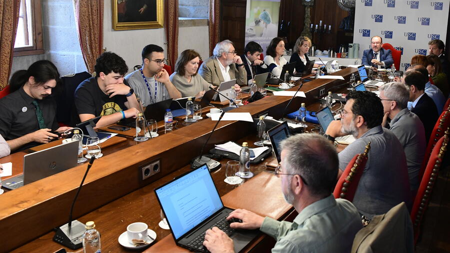 A xuntanza celebrouse este mércores en San Xerome. Foto: Santi Alvite
