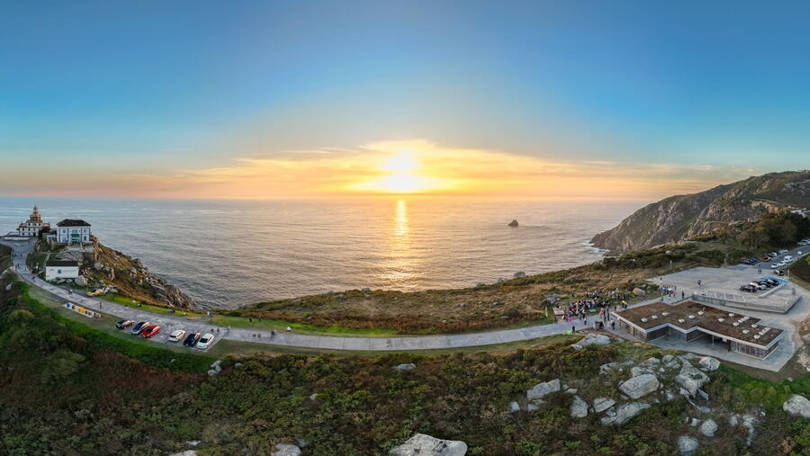 O solpor converteuse en metáfora da cooperación transnacional, reforzando a idea dunha Europa unida pola súa xeografía, pero tamén pola súa cultura e o seu compromiso compartido