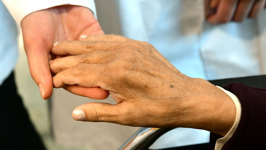 Este sería o primeiro estudo en España con marcadores deste tipo en maiores en etapas presintomáticas da enfermidade. Foto: Santi Alvite