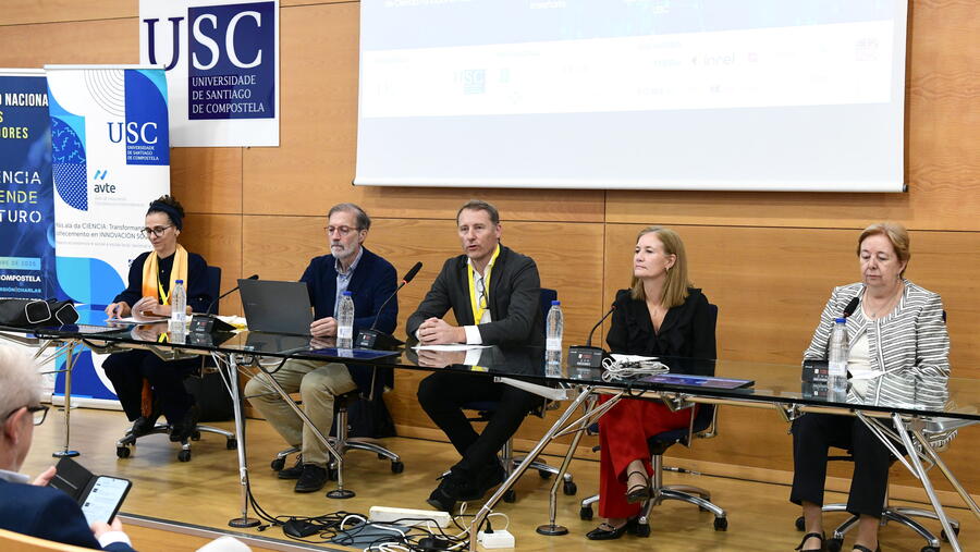 Instantánea do acto de apertura. Foto: santi Alvite