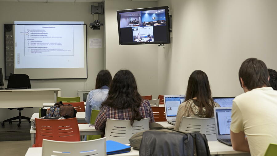 A USC conta na actualidade cun total de 74 titulacións de mestrado oficiais. Foto: Santi Alvite