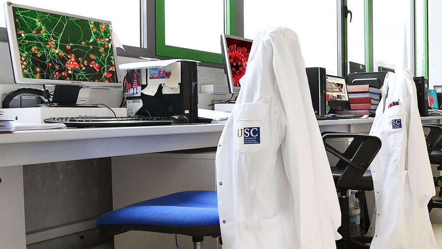 As convocatorias diríxense a persoal investigador e grupos de investigación da USC. Foto: Santi Alvite