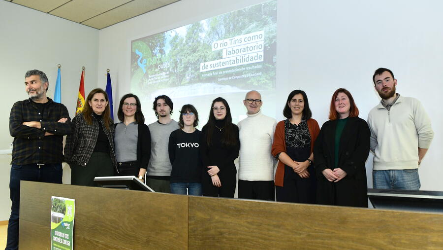 Participantes na xornada de presentación de resultados do proxecto Renatur_Outes. Foto: Santi Alvite