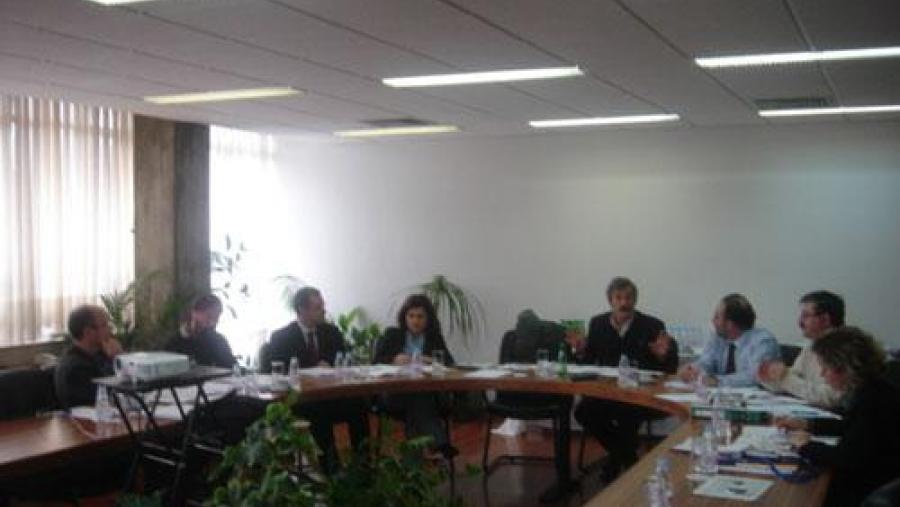 De esquerda a dereita, Ana Dorotea Tarrio, Leandro da Silva, José Manuel García, Manuel Antonio Araújo, Lilia Macierinha, Eduardo Augusto dos Santos, Miguel Sopas de Melo e Carlos Ferrás