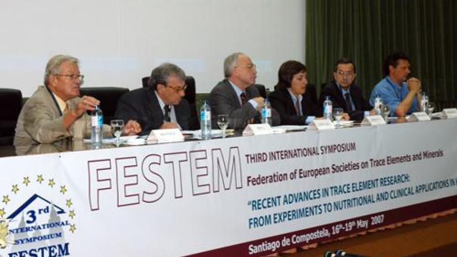 O encontro internacional inaugurouse na Facultade de Medicina