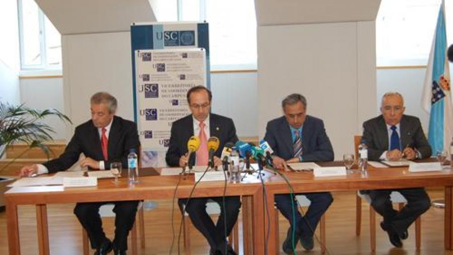 O reitor da USC, Senén Barro; o conselleiro de Medio Ambiente e Desenvolvemento Sostible, Manuel Vázquez Fernández; o conselleiro de Medio Rural, Alfredo Suárez Canal;  e o presidente da Deputación...