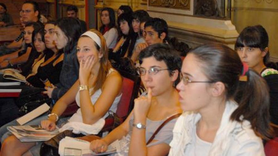 Asistentes ao acto inaugural que se celebrou no Paraninfo da Universidade