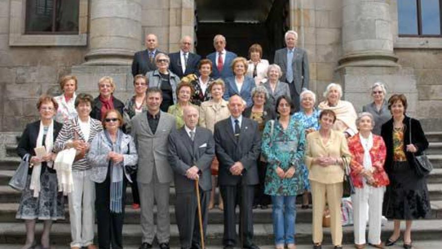 A promoción 1952-1957 de Filosofía e Letras da USC celebrou as súas Vodas de Ouro no Paraninfo