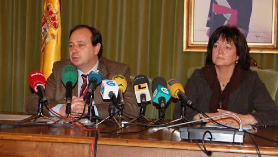 O curso foi presentado polo vicerreitor de Coordinación do Campus de Lugo e a concelleira de Servizos Xerais do Concello de Lugo