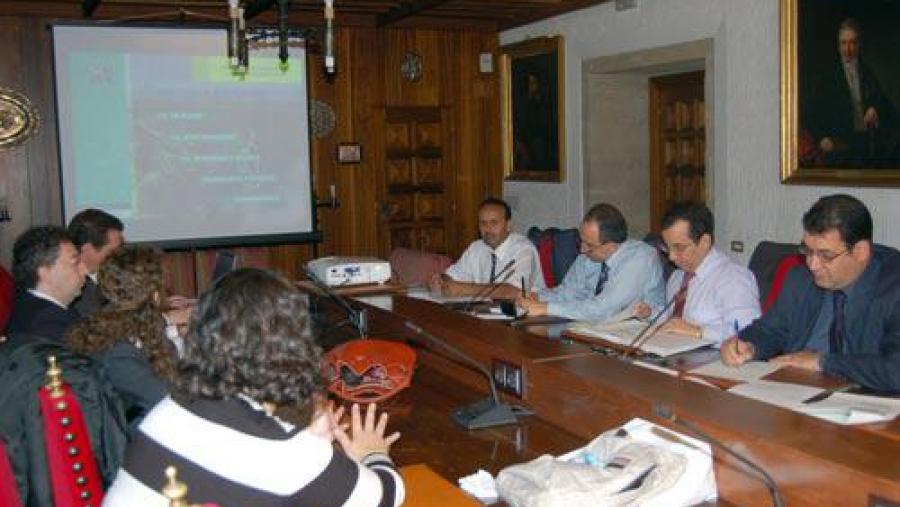 Representantes de Universidades marroquís visitaron o Colexio de San Xerome