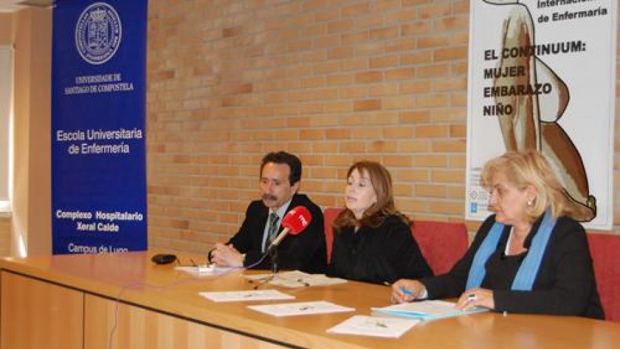 De esquerda a dereita, José Luís díaz, Begoña Barreiro e Pilar Penela