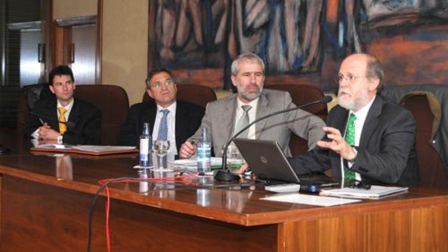 O ámbito empresarial galego prepárase na USC para o cumprimento da Lei de Responsabilidade Medioambiental