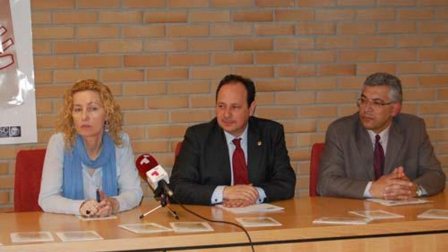 De esquerda a dereita: María Asunción Núñez, Carlos Herrero e Miguel Fernández