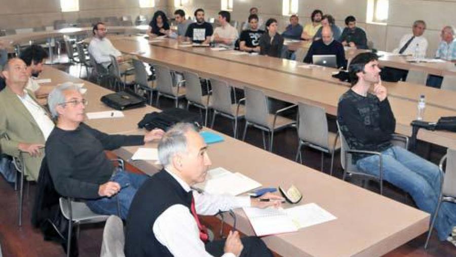 Ao encontro asistiron destacadas figuras da espintrónica en España