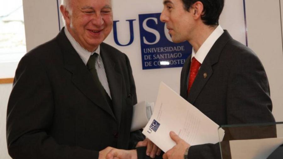 O reitor, Juan Casares, e o decano da Facultade de Ciencias, José Manuel Martínez Ageitos