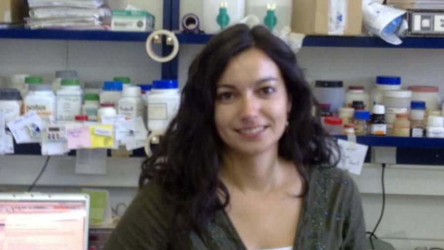 A doutora pola USC Isabel Ben Batalla, Premio Sergio Vidal 2011