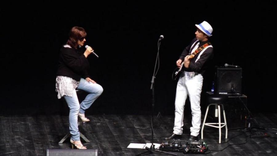 A compañía teatral Chévere conciencia sobre xénero na USC