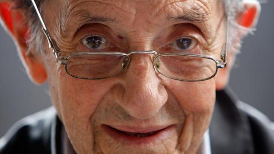 Fondo pesar na Universidade polo falecemento de Isaac Díaz Pardo