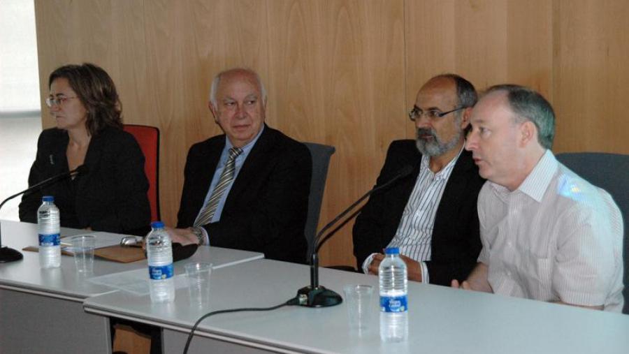 De esquerda a dereita, María J. Alonso, Juan Casares, Carlos Diéguez e David Brayden. Foto: Alfonso-Servimav USC