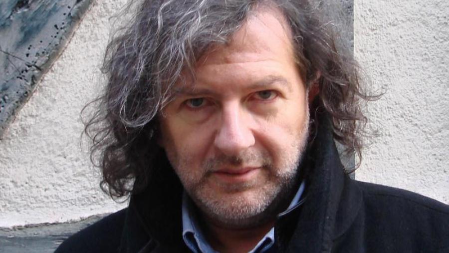 Claudio Rodríguez Fer, profesor na Facultade de Humanidades de Lugo, é o primeiro escritor galego nomeado doutor honoris causa pola Universidade de Alta Bretaña