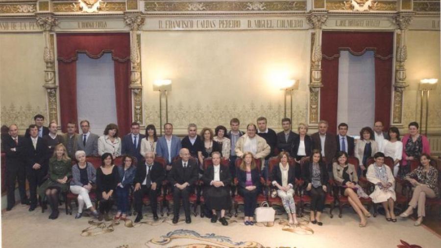 Foto de grupo da promoción 1982-1987 de Xeografía da Universidade de Santiago (Foto: Fotos Eduardo)
