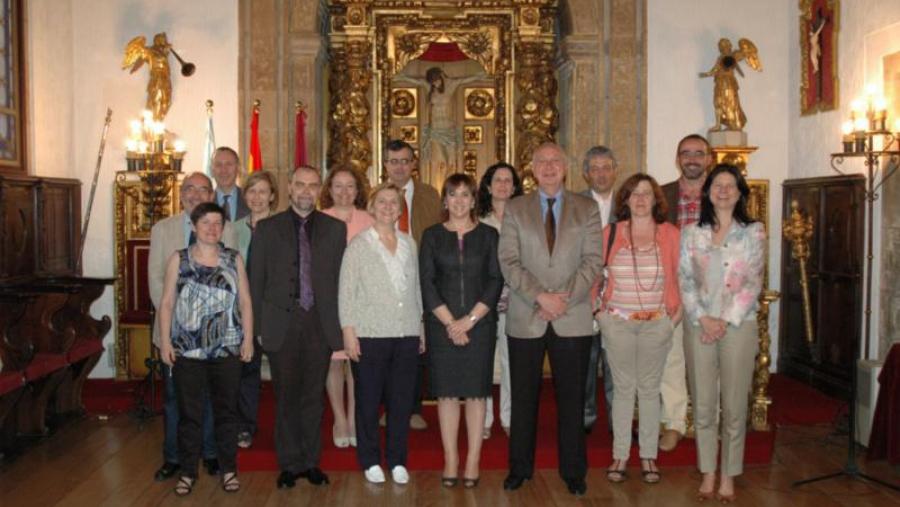 A toma de posesión celebrouse no Salón de Graos de San Xerome, coa presenza do equipo de goberno da USC. Foto: Alfonso (Servimav-USC)