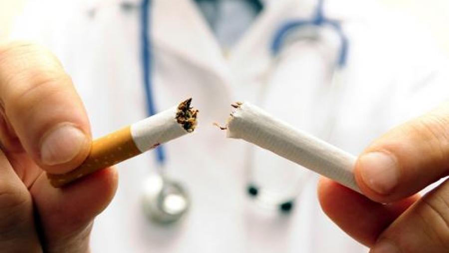 “Deixe de fumar antes de que remate o ano”