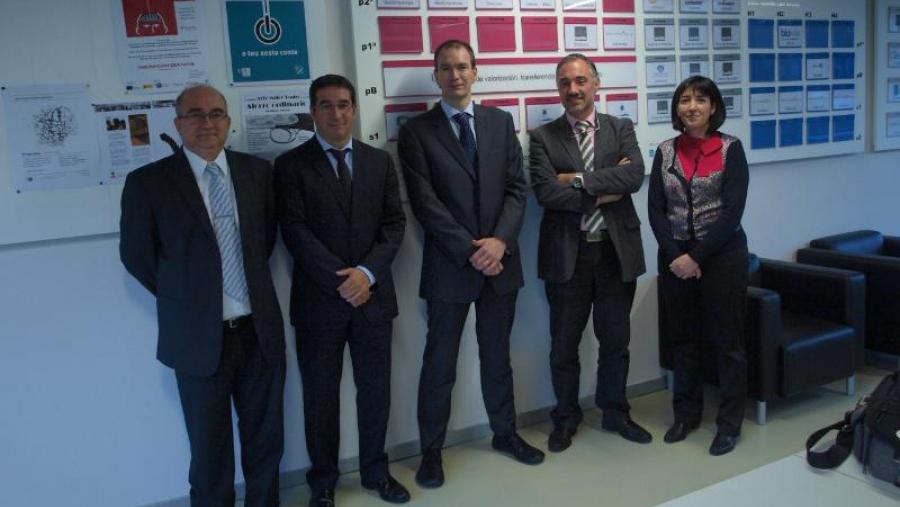 O Comité Avaliador integrábano, de esquerda a dereita, Pablo Ortiz Betés, de Digna Biotech; Antonio Rodríguez, de R; Steve Cleverley, de Isis Enterprise; José L. Villaverde, por parte da USC; Carme...