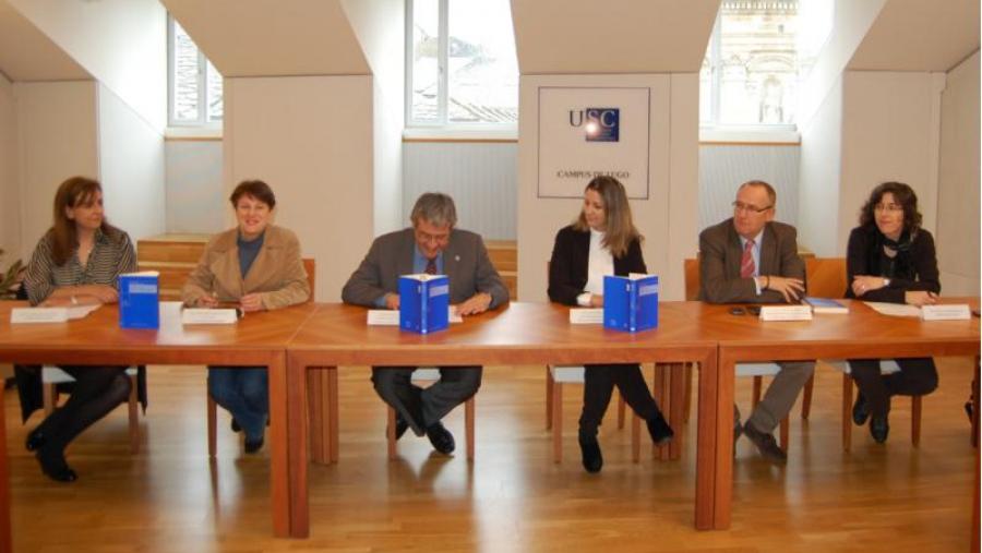 De esquerda a dereita, Ana Chouciño, María Isabel González Rey, Pedro García Herradón, Lara Méndez, Juan Blanco e Mª Xesús Nogueira, durante a presentación de