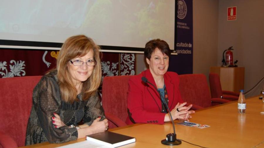 Carmen Varela e María Isabel González, na presentación das xornadas 'Innovando no eido profesional da cultura' na Facultade de Humanidades