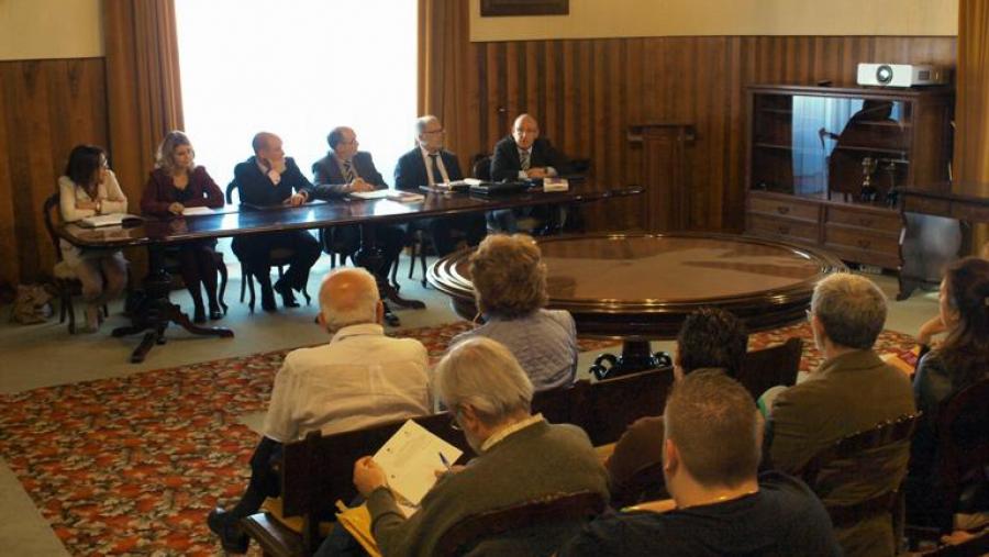 O novo número de Sémata presentouse na Sala de Profesores de Xeografía e Historia. Foto: Alfonso-Servimav