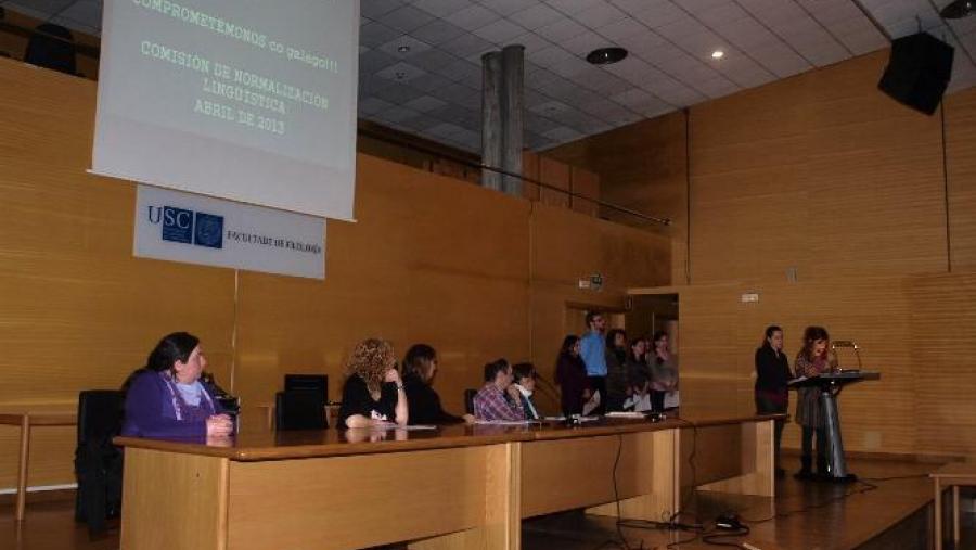 A xornada celebrouse no Salón de Actos de Filoloxía. Foto: Alfonso-Servimav