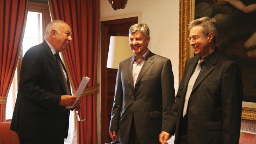 De esquerda a  dereita, Juan Casares, Miguel Churruca e Enrique Castelló (Foto: SERVIMAV)