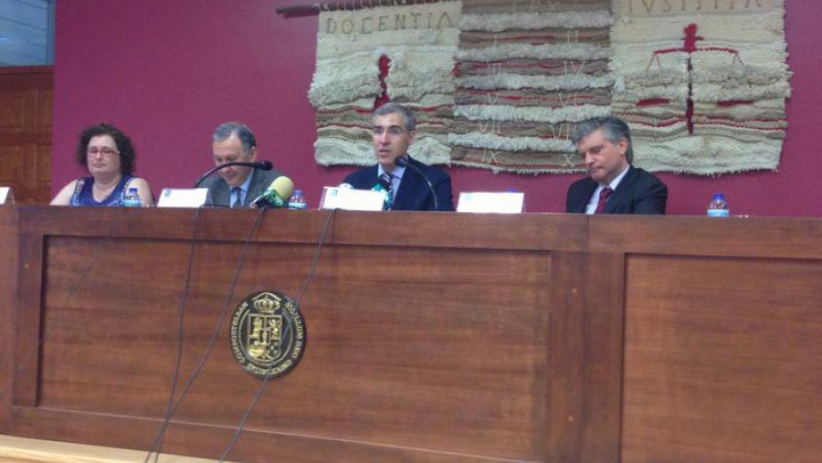 O conselleiro de Economía e Industria inaugurou a VII edición do curso de experto en fiscalidade internacional