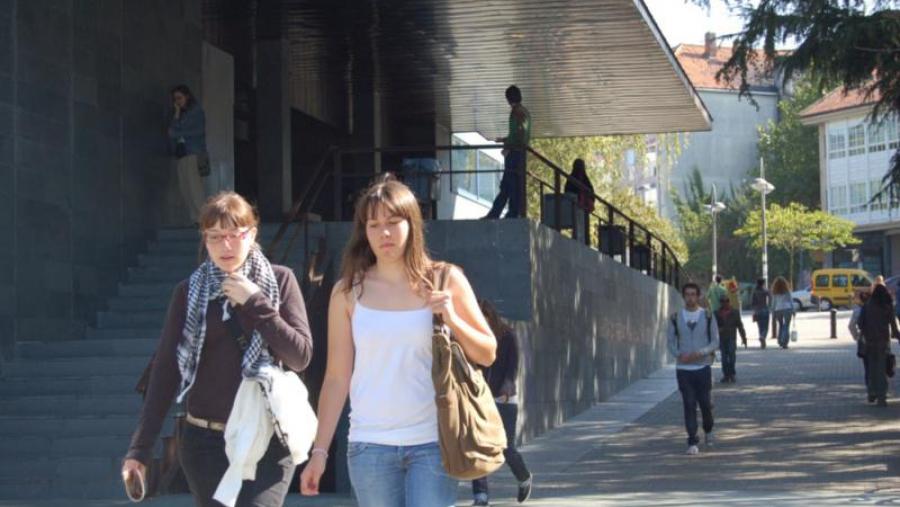 O venres remata o prazo para matricularse nos másteres oficiais da USC