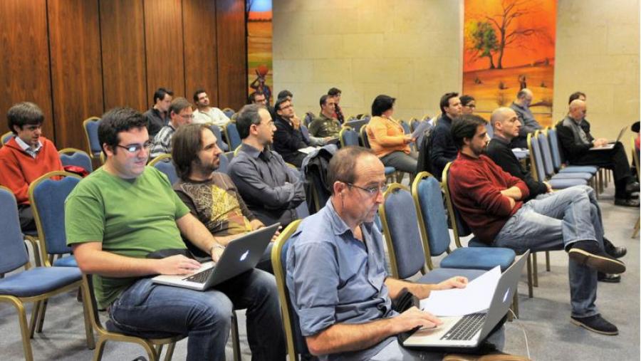 Santiago reúne 200 investigadores internacionais en Física de Partículas, Astropartículas e Nuclear