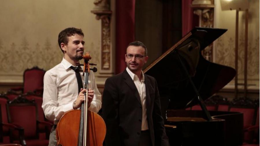 Juanjo Díez, co violoncello, e Genaro Fernández