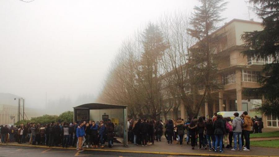 Este martes comezaron as visitas previstas no programa 'Encontros na zona USC 2014' que achegará a USC a 2.200 estudantes de 42 centros de ensino secundario de toda Galicia. Foto: Servimav-USC