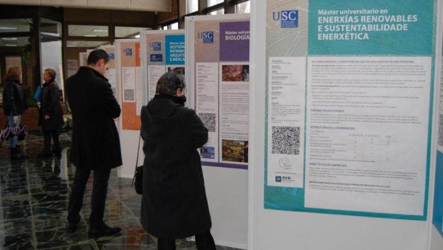 Paneis informativos dos másteres ofertados pola USC para o vindeiro curso, na Facultade de Veterinaria