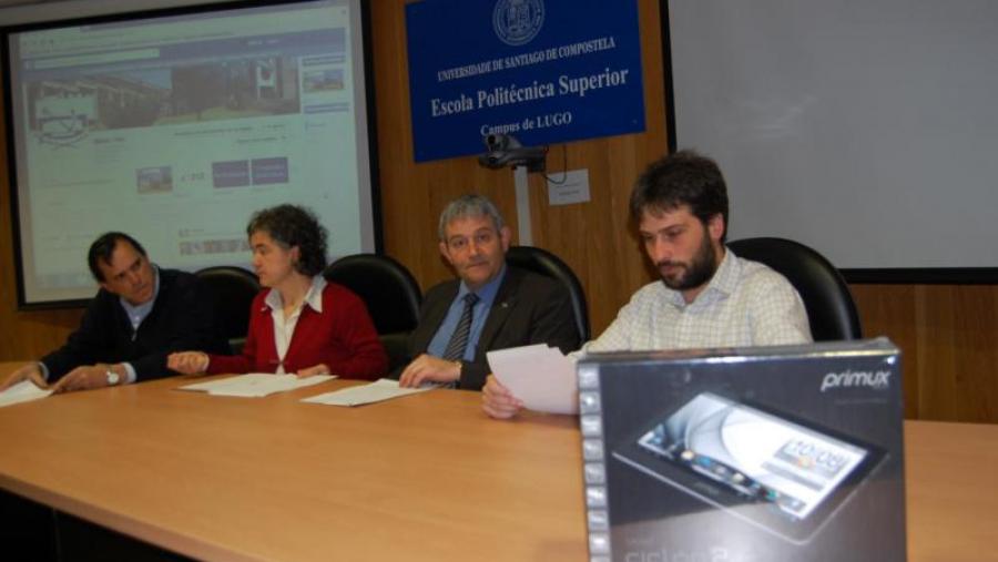 Tomás Cuesta, Ana Isabel García, Pedro García Herradón e Alberte Castro, na presentación do concurso