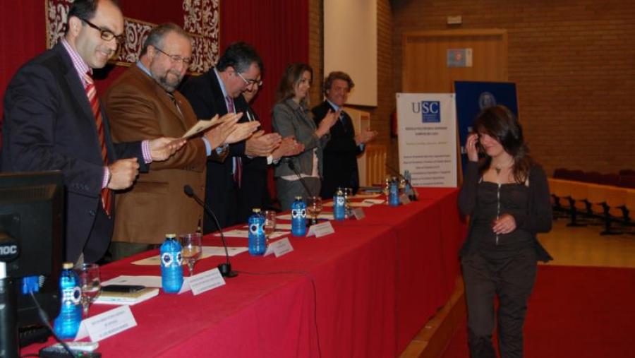 Entrega de diplomas aos titulados/as en Topografía distinguidos con premios extraordinarios da titulación