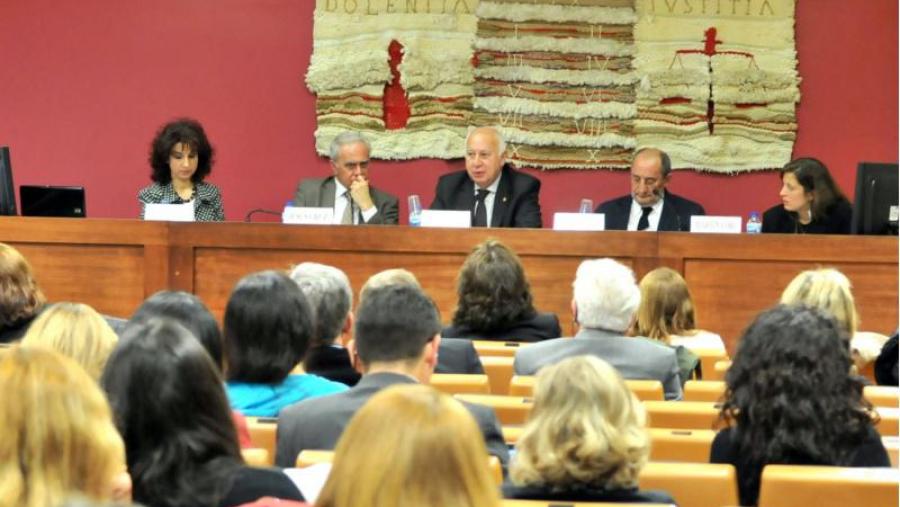 O reitor Juan Casares inaugurou o congreso. Foto: Santi Alvite