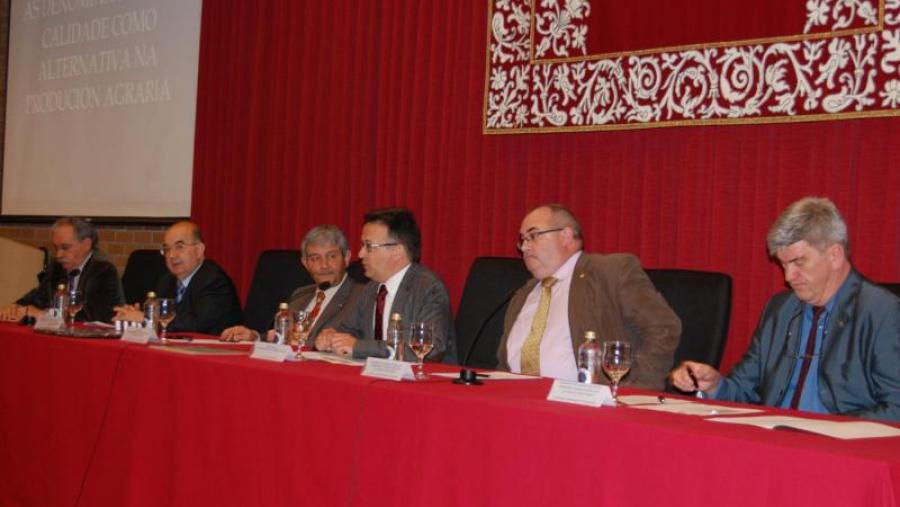 Mouriño, Rey, García Herradón, Bueno, Muíños e Fernández, no salón de actos da EPS