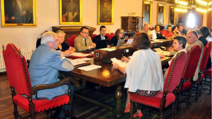 O reitor informou en Consello de Goberno da proposta de nomeamento. Foto: Santi Alvite